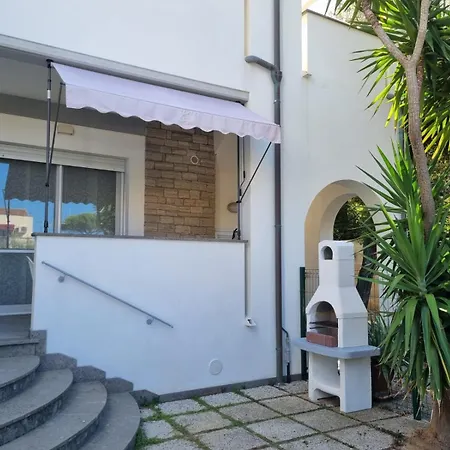 Lecci Al Mare Apartamento *